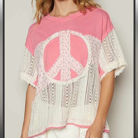 1️⃣ Large left. POL 🩷 Pink and White Peace Sign Lace Top - Picture 4 of 5